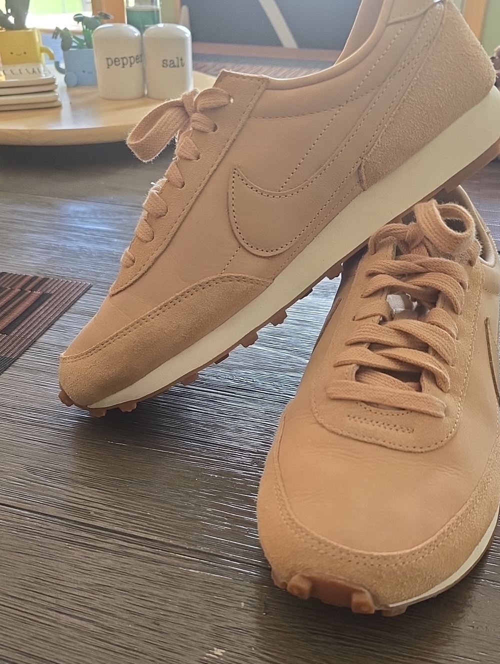 Nike Womens Daybreak Leather & Suede Sneakers - Vanchetta Tan.  Fall Shoe